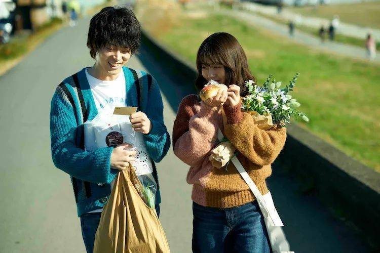 电影|这才是成年人看的爱情片,刺激且真实