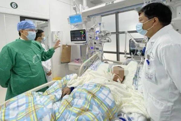 病房|90分钟14次电击！网友看完泪奔：这波天使战胜了魔鬼！