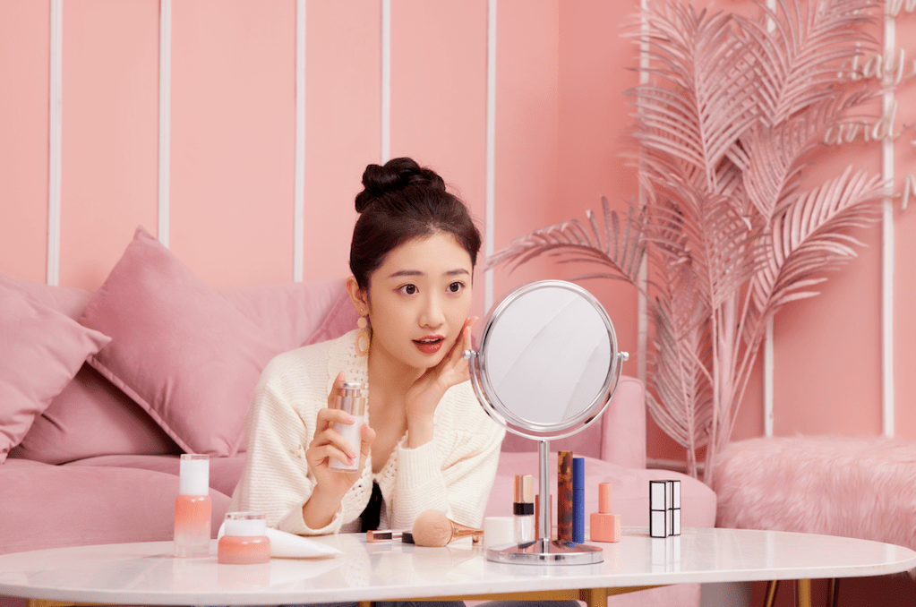 女子38岁女子一见领导就“脸红”！她有苦说不出：我得了一种“浪漫”的病！