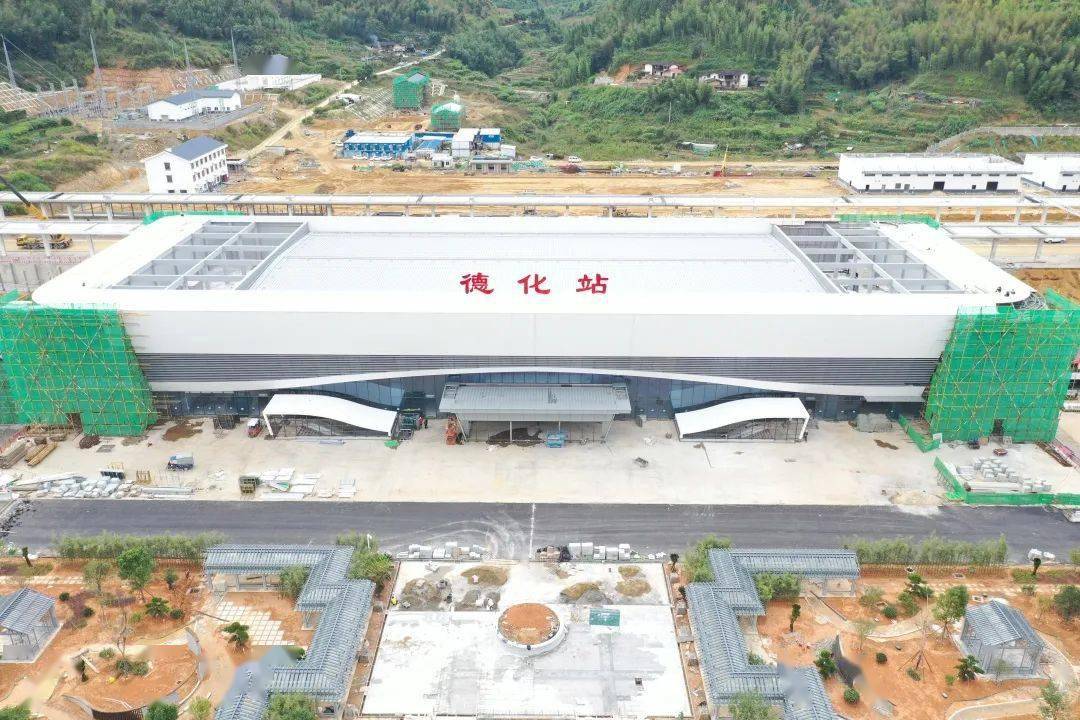 全面亮相兴泉铁路永春站德化站安溪东站集体换新装