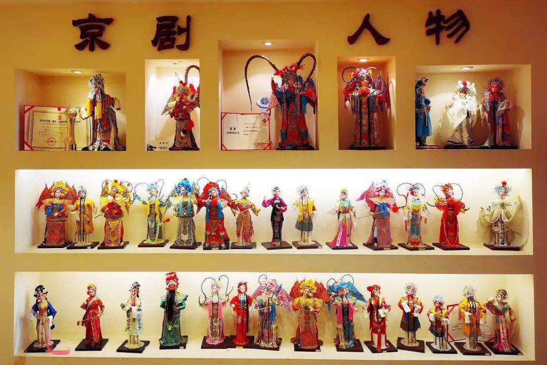 文化 纱绢为肤裁帛为衣，俏丽了千年的唐娃娃