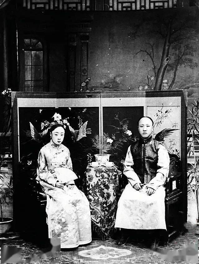 珍贵照片,清末慈禧"八大女官"真容_裕容龄