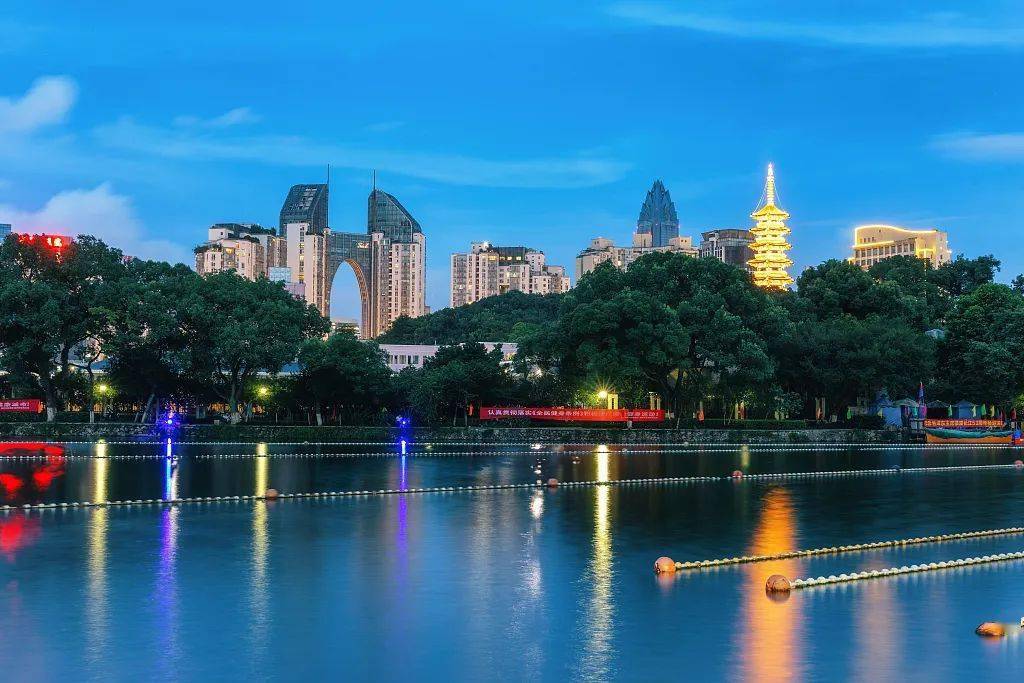 鹿城心,"3"字头,不止是住在风景区里的城市大平层……_温州