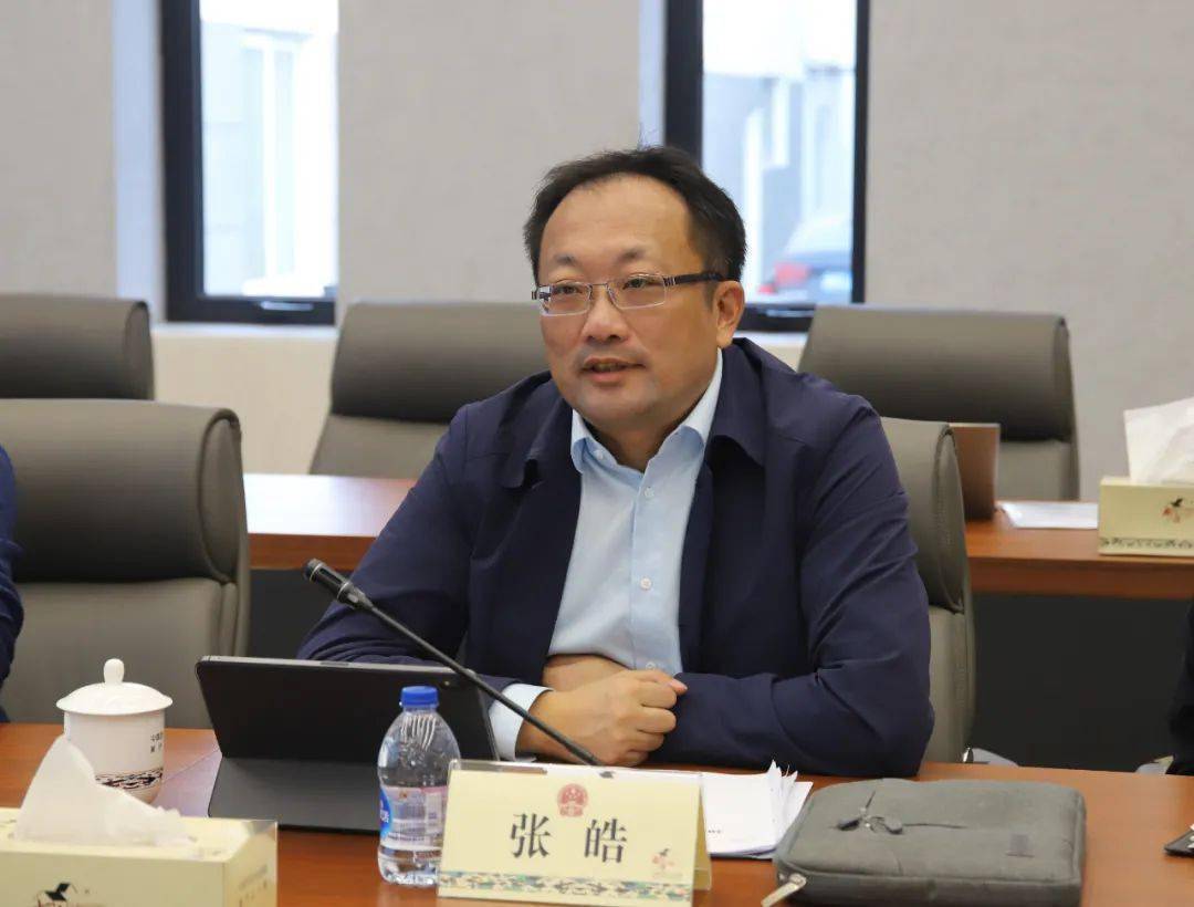 市人大常委会副主任肖贵玉来枫开展联系社区活动