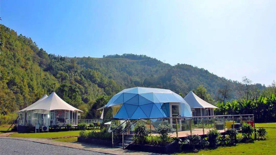 去打卡丨饶峰驿站枫叶红了