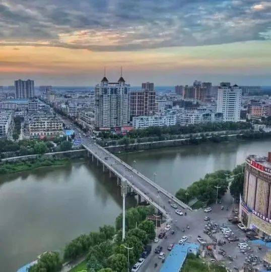 老专家解密潢川城市建设_杨峰
