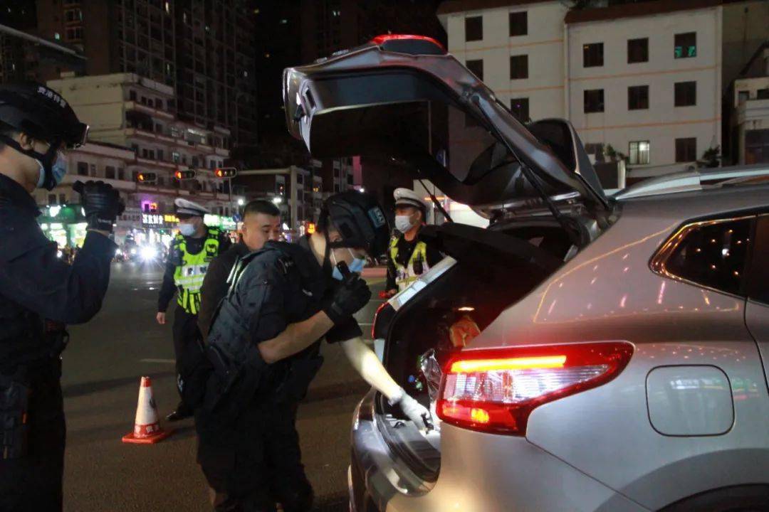 行为364起其他违法行为23起查扣机动车190辆行政处罚12人通过此次行动