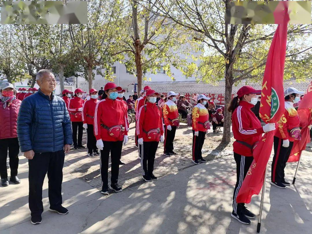 新时代文明实践邵庄村农民运动会欢乐开赛跳绳滚南瓜袋鼠跳摸石过河有