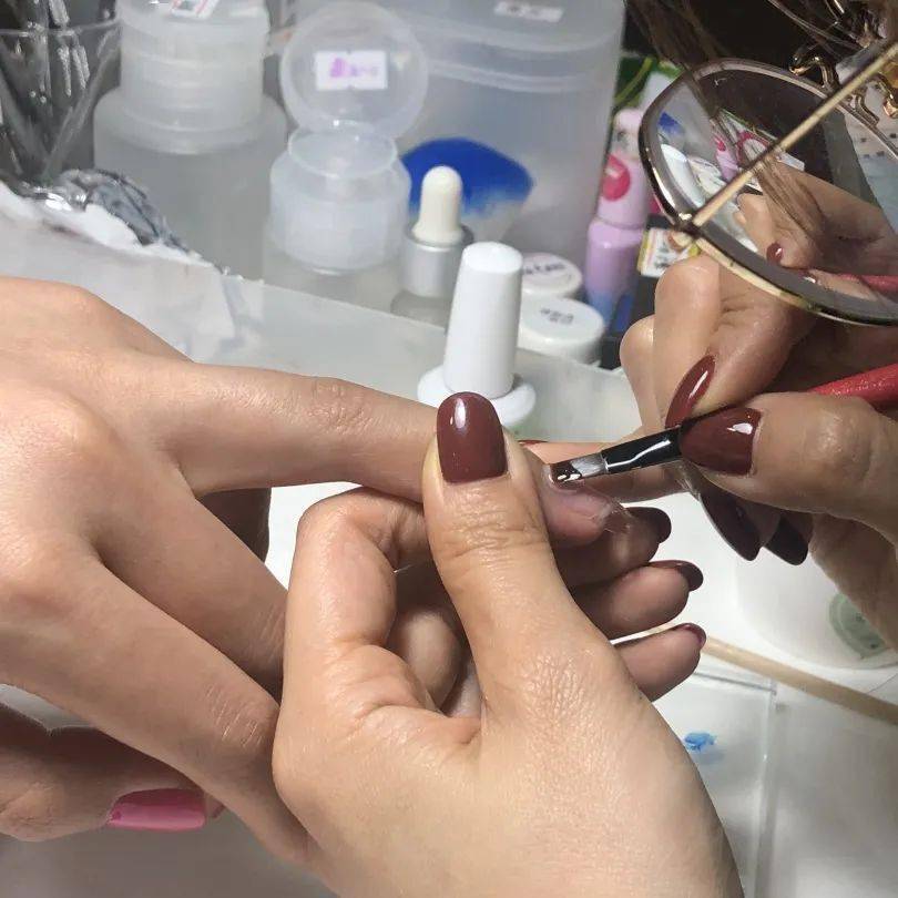 鉴定考试75%的美甲师职业生涯不超过2年~
