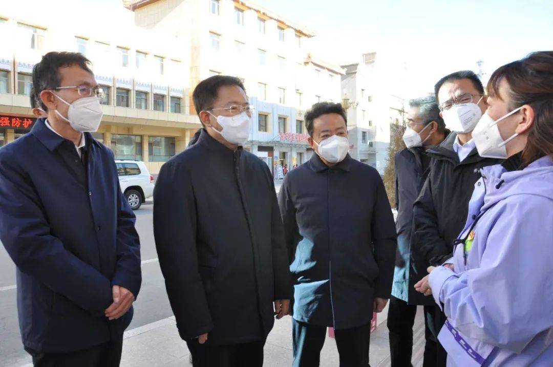 省委常委,省委组织部部长李元平深入我市肃南,民乐,甘州等县区,调研