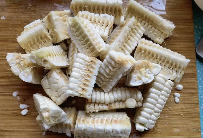 原料|救命!玉米这样做也太好吃了吧!香味扑鼻,出锅就被抢光