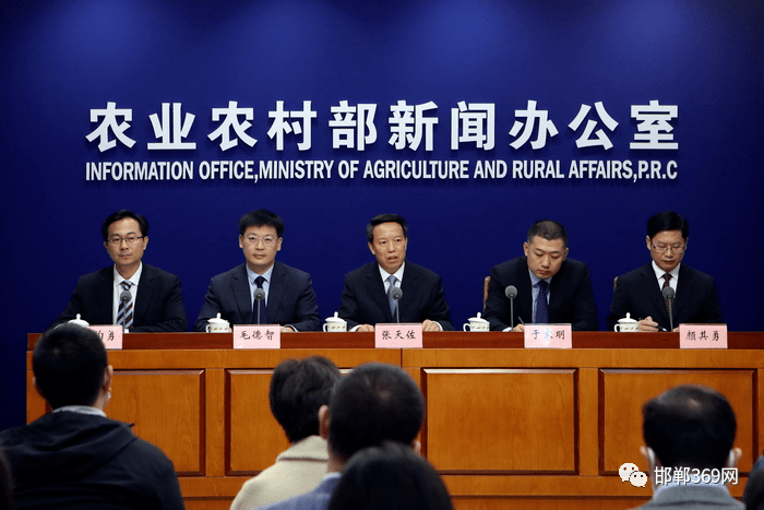 先进典型，其经验和做法作为农业农村部就乡村治理创新典型向全国推广。近年来，各地贯彻落实党中央、国务院关于加强和改进乡村治理的决策部署