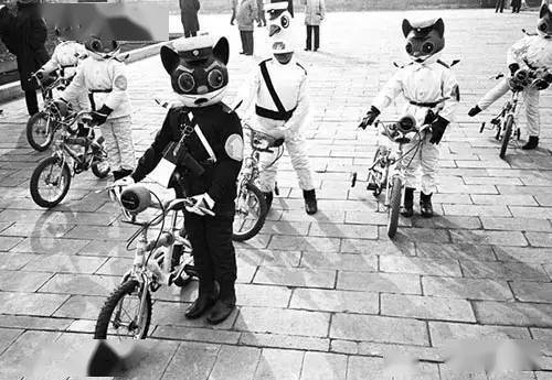 设备要单反何用？手机照样拍出自行车大片！