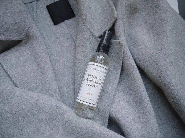 做工 一件双面呢大衣要好几万？凭什么这么贵？