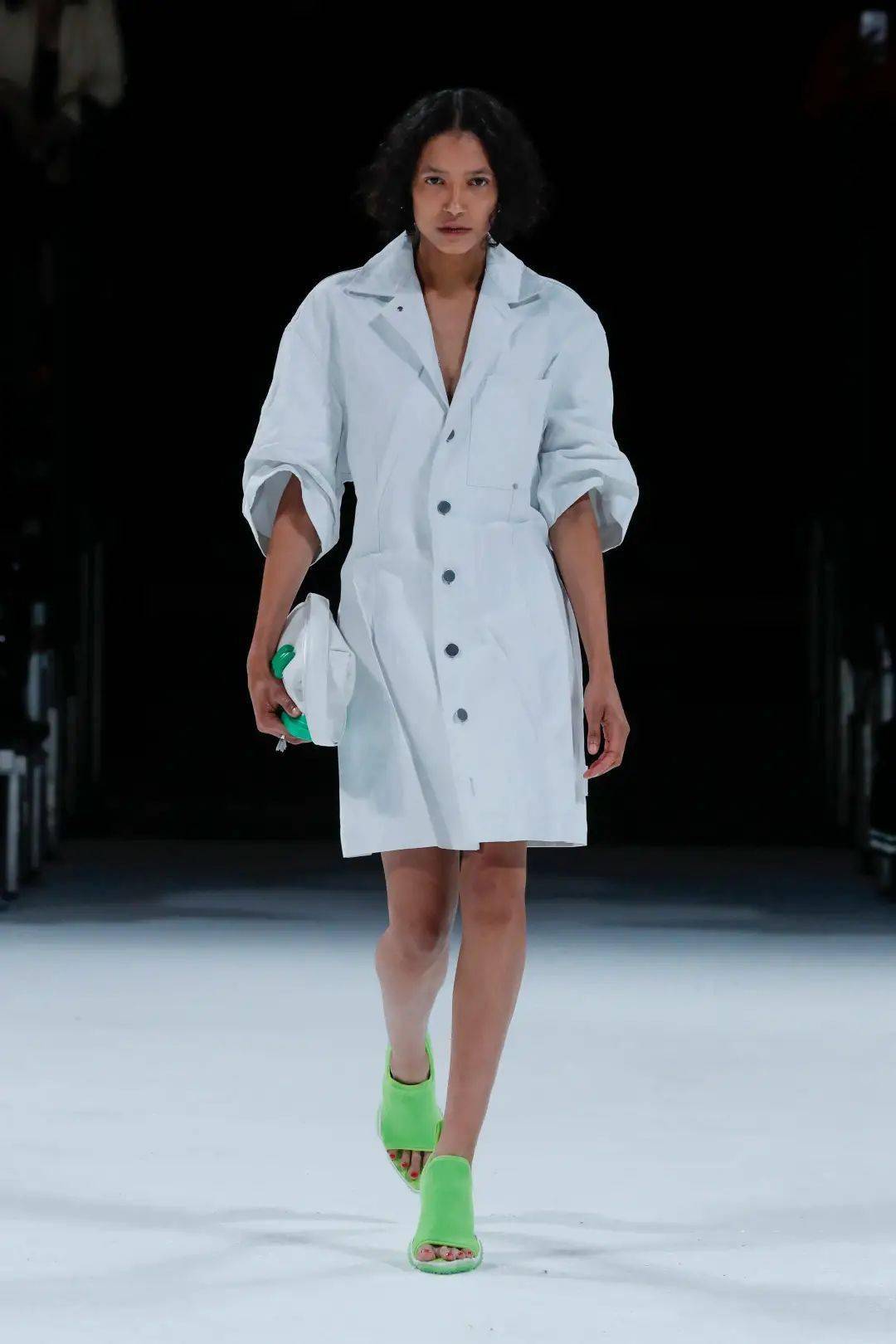 品牌 BV设计师离职,时尚圈再无“云朵包”