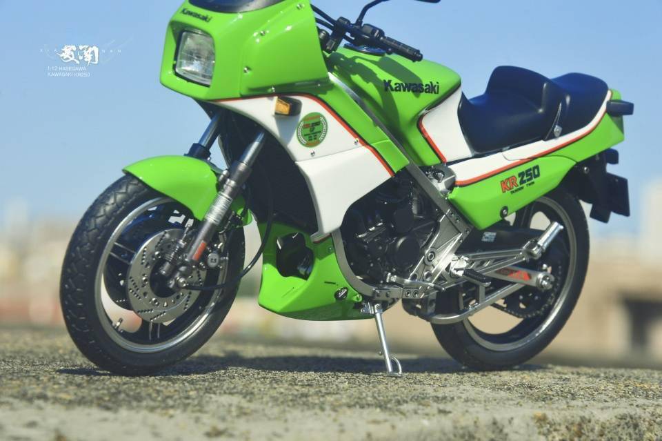 文章|模玩秀：长谷川 1/12 川崎KR250 摩托