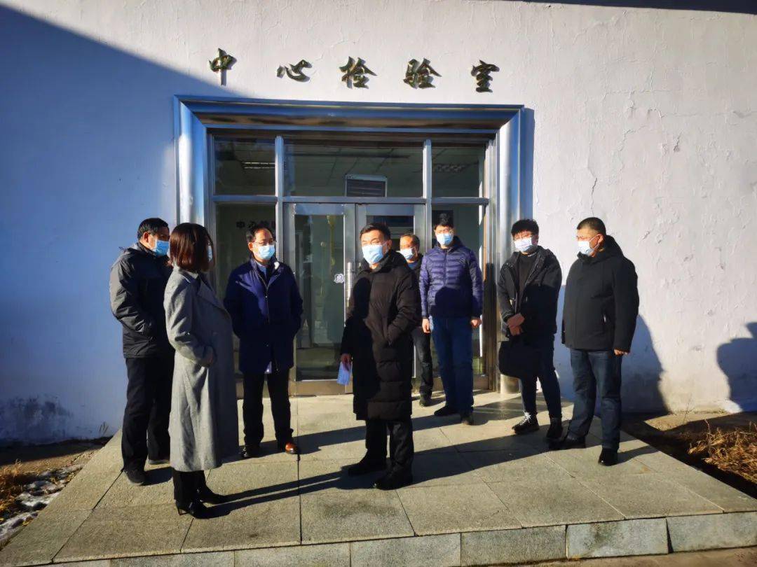 牙克石市委副书记,市长金仓一行深入图里河镇调研指导工作_供暖