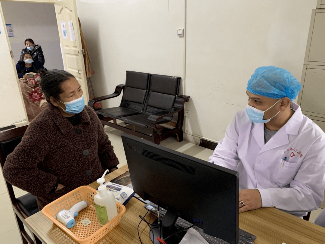 人人|【新闻快递】和田县医共体总院人民医院成立内分泌科 义诊科普活动为民送健康