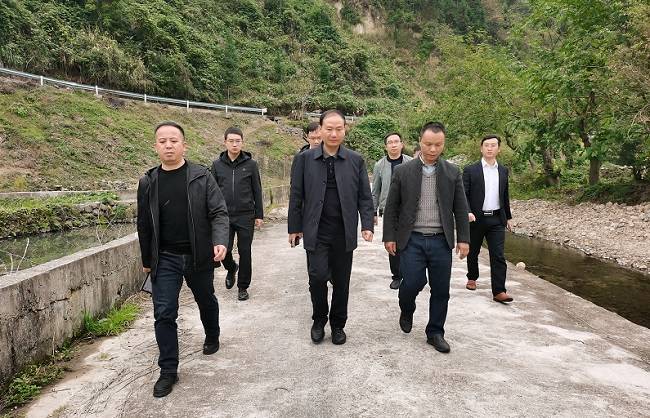 施秉县委书记姜志强到马号镇,甘溪乡调研巩固拓展脱贫攻坚成果同乡村