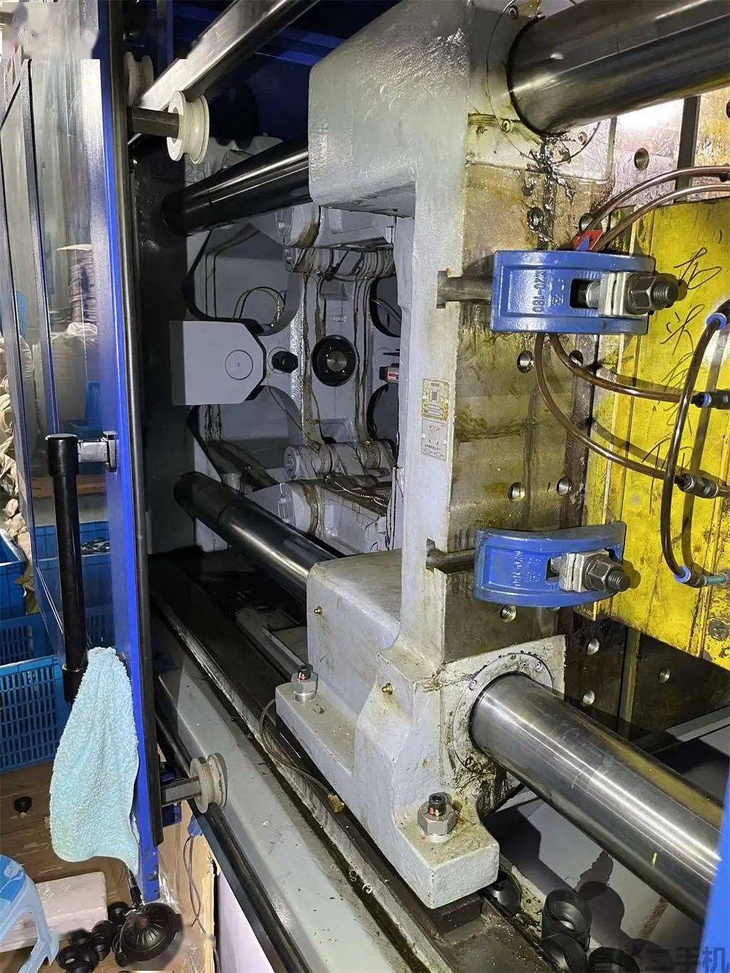 二手注塑机转让泰瑞250吨伺服注塑机刚用一年目前还在生产中一手机主