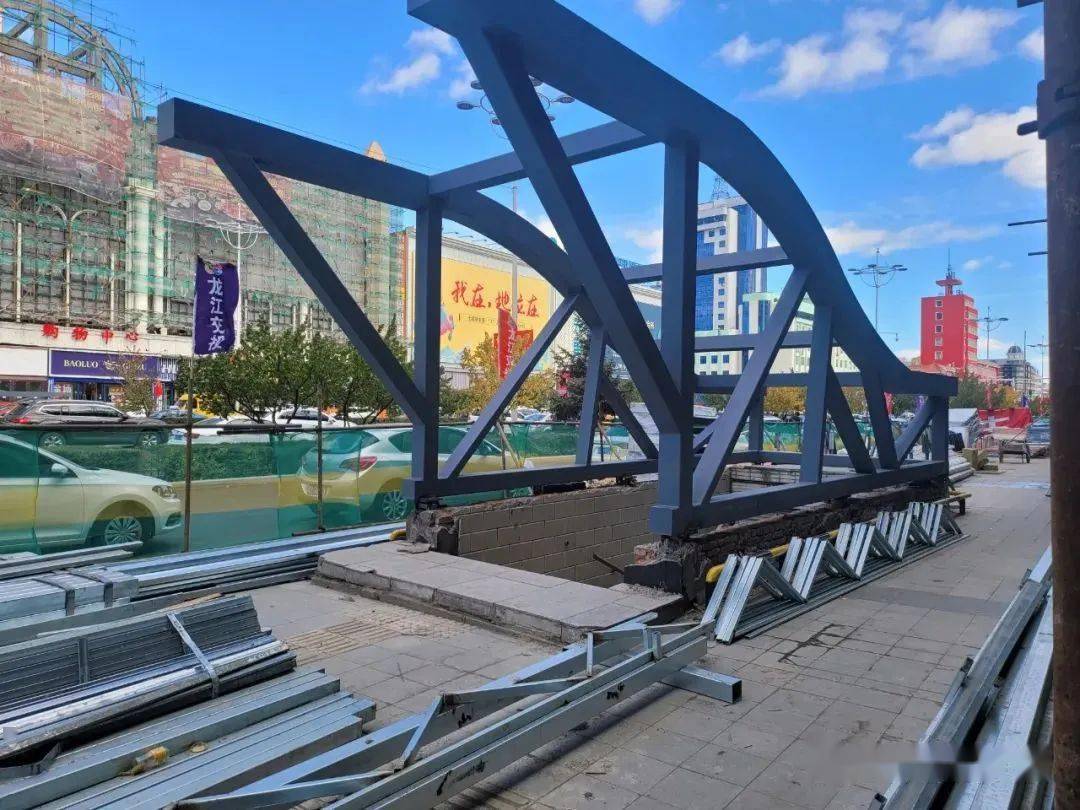 打造特色街区佳木斯人防地下出入口变漂亮啦