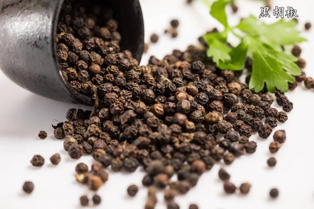 不管黑胡椒还是白胡椒 用对才是好胡椒 眼疾 不管黑胡椒还是白胡椒 用对才是好胡椒 眼疾