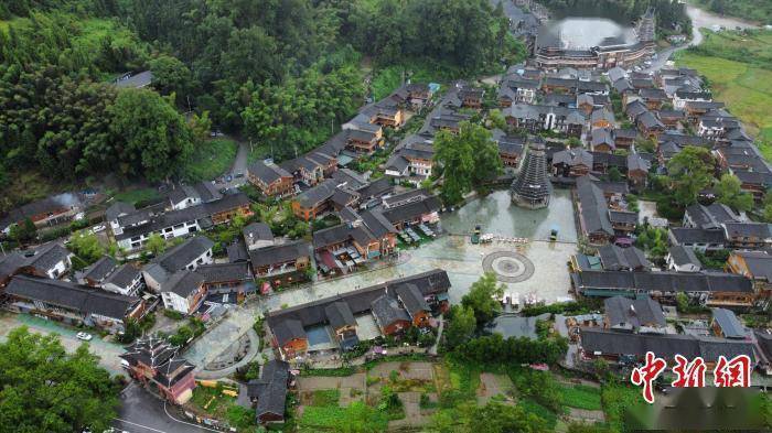 月上寨沙:贵州梵净山特色侗寨旅游的一张靓丽名片