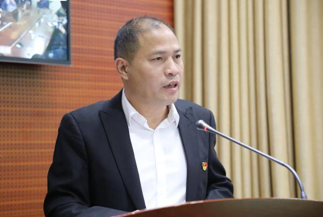 零陵区教育局党组书记,局长唐天光:百年征程展辉煌,教育振兴谱华章.