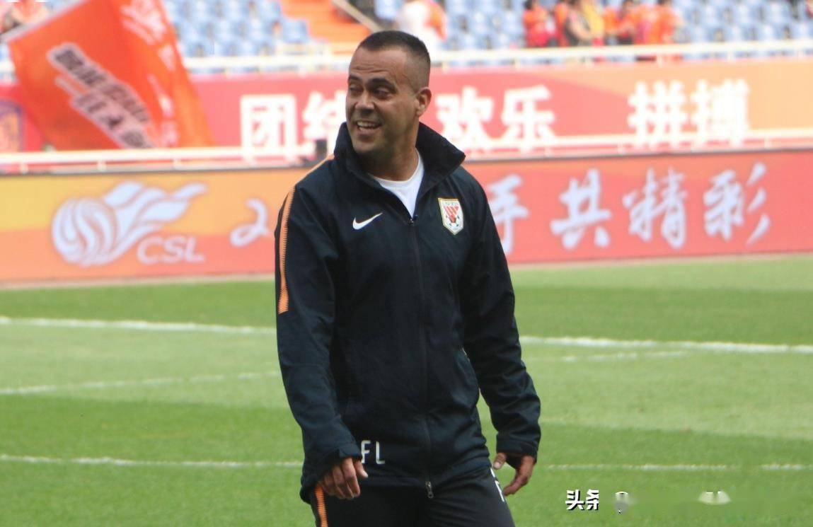 前山东泰山队教练法比奥有望重返亚洲