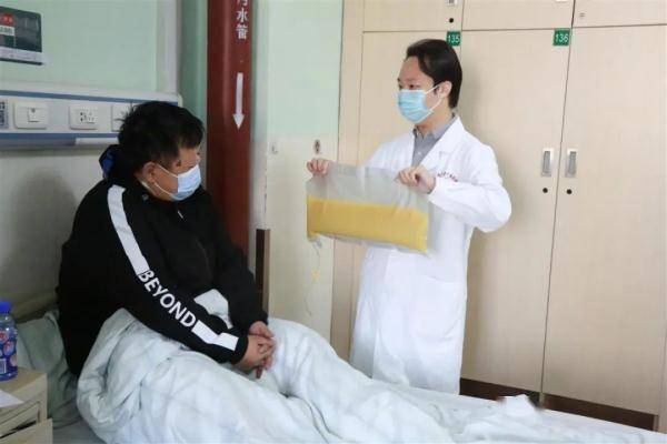 体检|这些习惯你有吗？男子体检抽出2升油浆