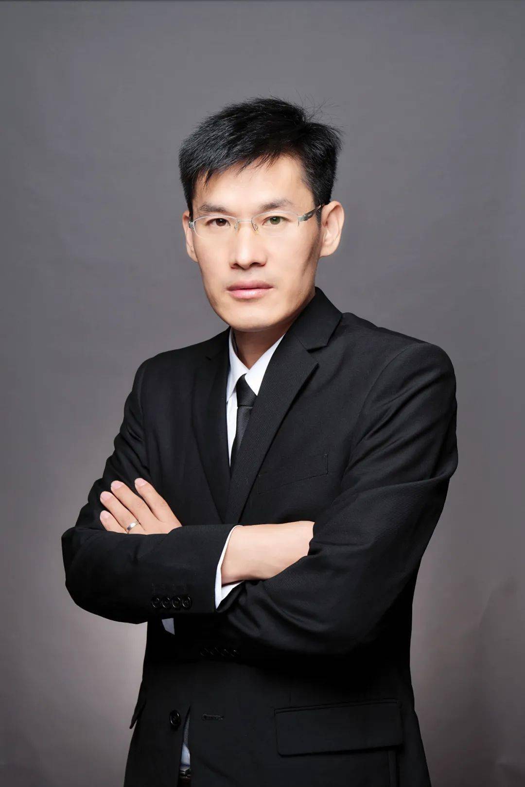 马建标,复旦大学历史学系教授.