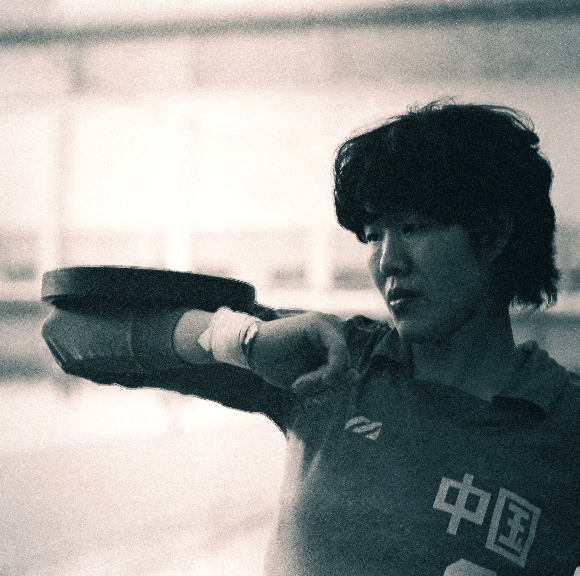 训练|40多年前珍贵照片：女排在湖南郴州进行“魔鬼训练”