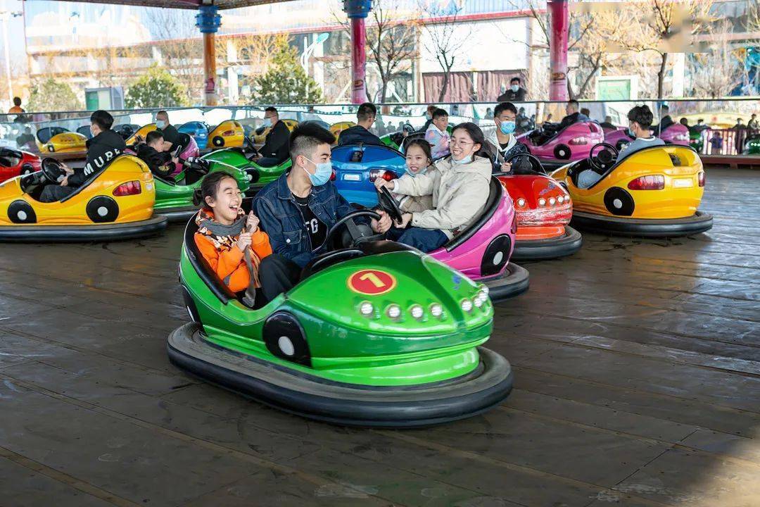 是一個以家庭遊樂為主題核心,動感刺激的大型遊樂主題樂園