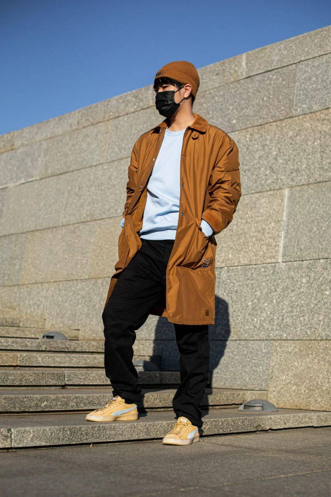 设计 破案了!早就怀疑 Jennie、权志龙穿的是同一个牌子!「新联名鞋」又是男女通吃!