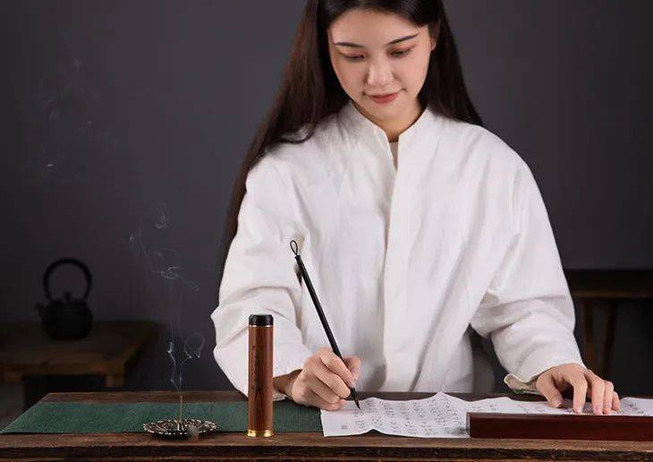 檀香|中国20种传世名香竟出小样！皆由非遗文化技艺传承人制成