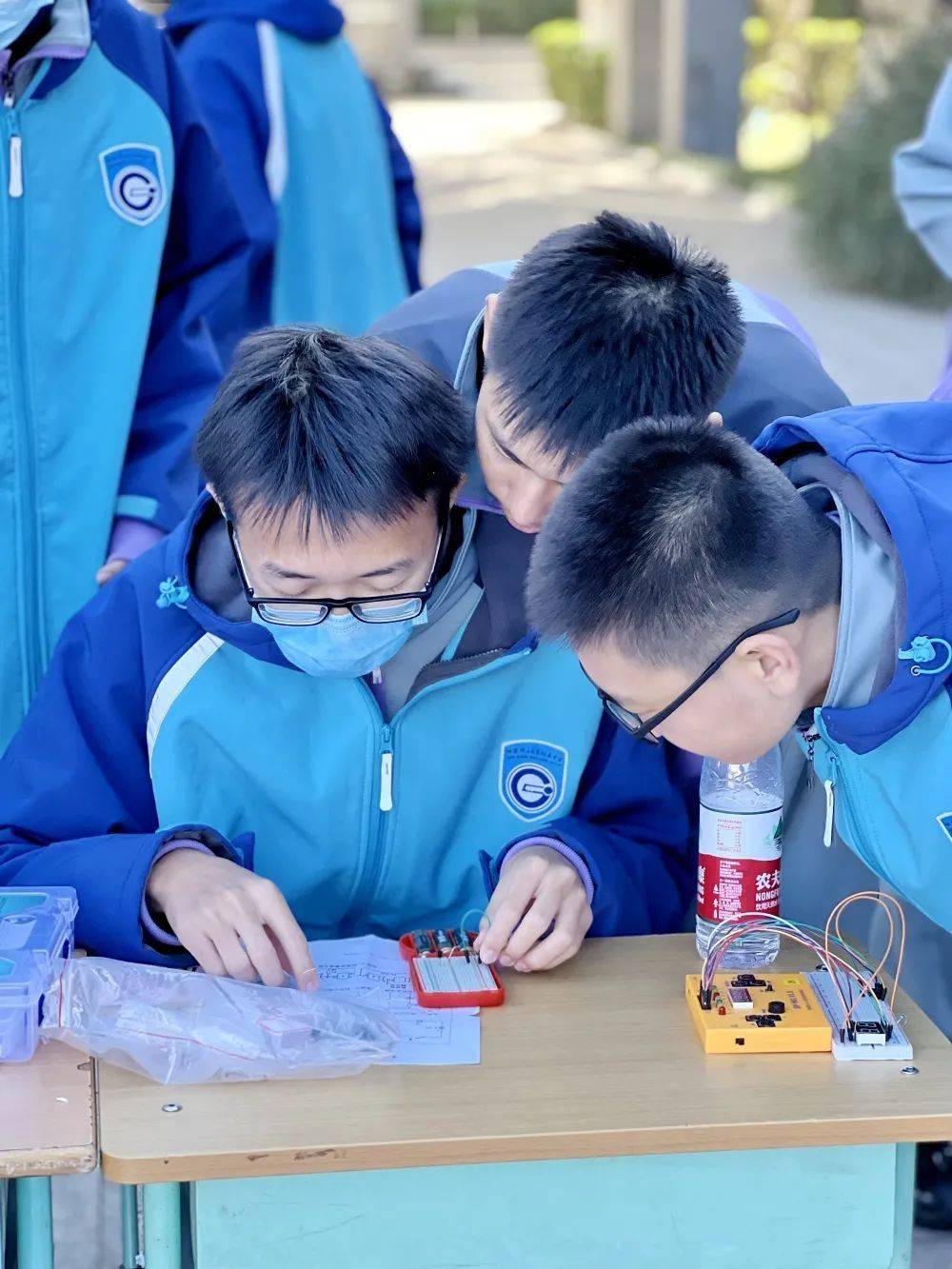 强国有我——记理工附中高中部2021年校园科技嘉年华活动_师生