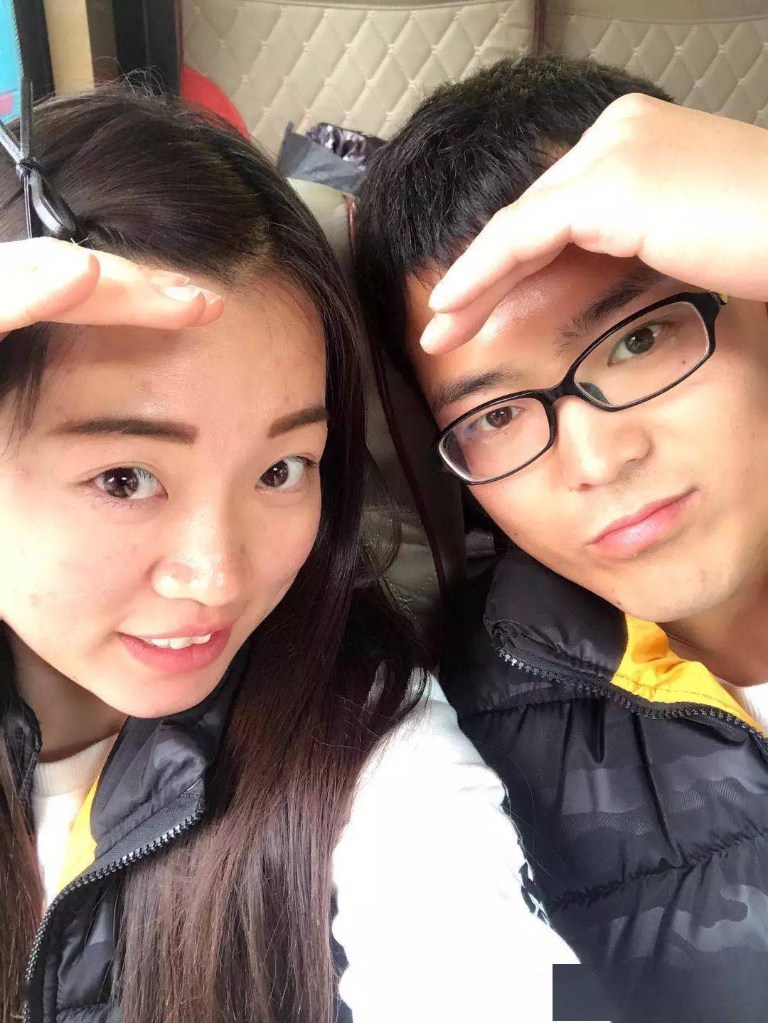 献县90后教师单膝跪地救人的样子真帅