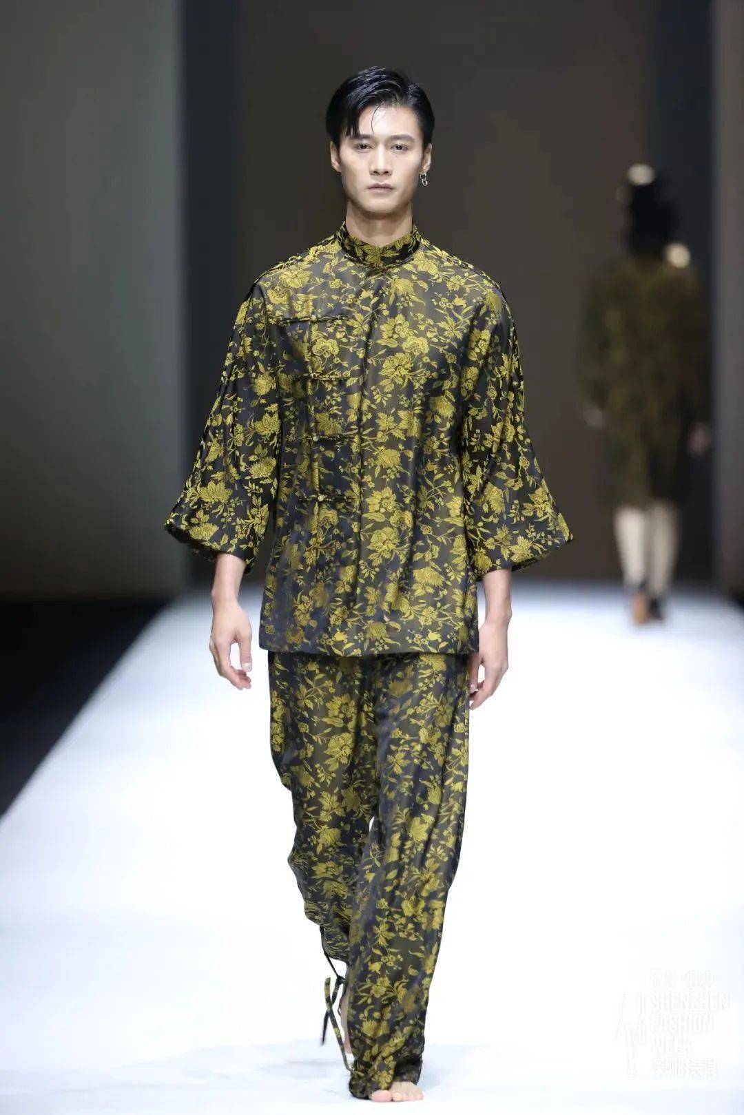 荧光 2022春夏四大流行趋势,潮男们请入座