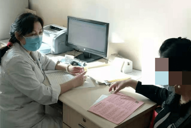 服务|【我为群众办实事】针灸专家义诊，服务百姓健康