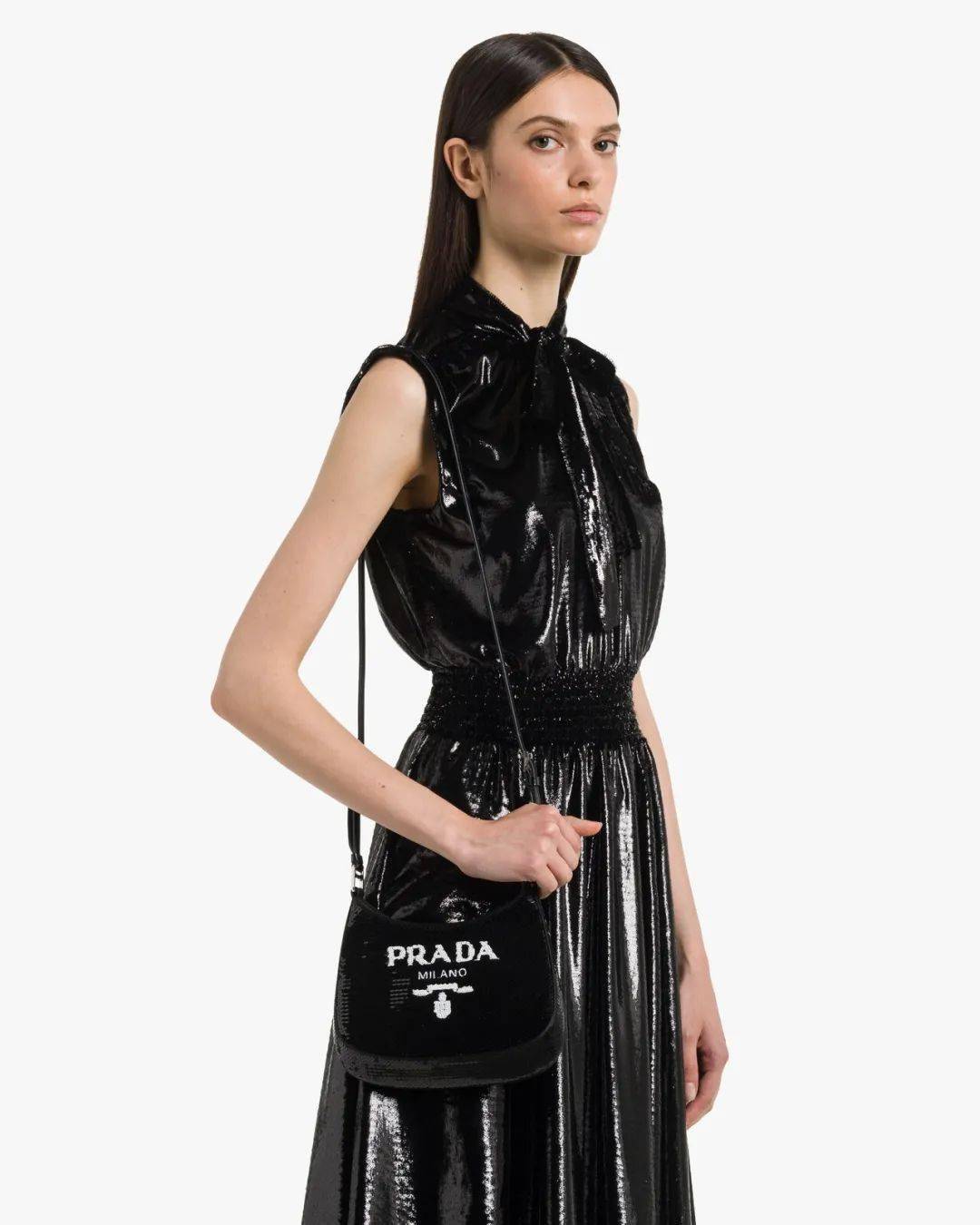 冬日 《女明星雪地穿搭攻略》连羽绒服都越来越“卷”了?