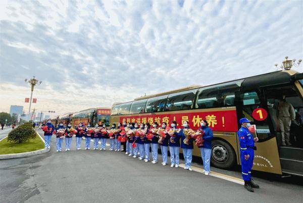 最高礼遇！江西今天这一幕，让人泪目！