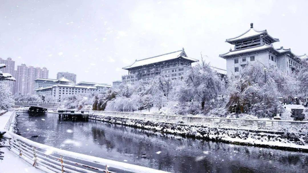 黑龙江工程学院雪景图片