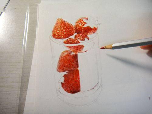 草莓杯怎么画图片