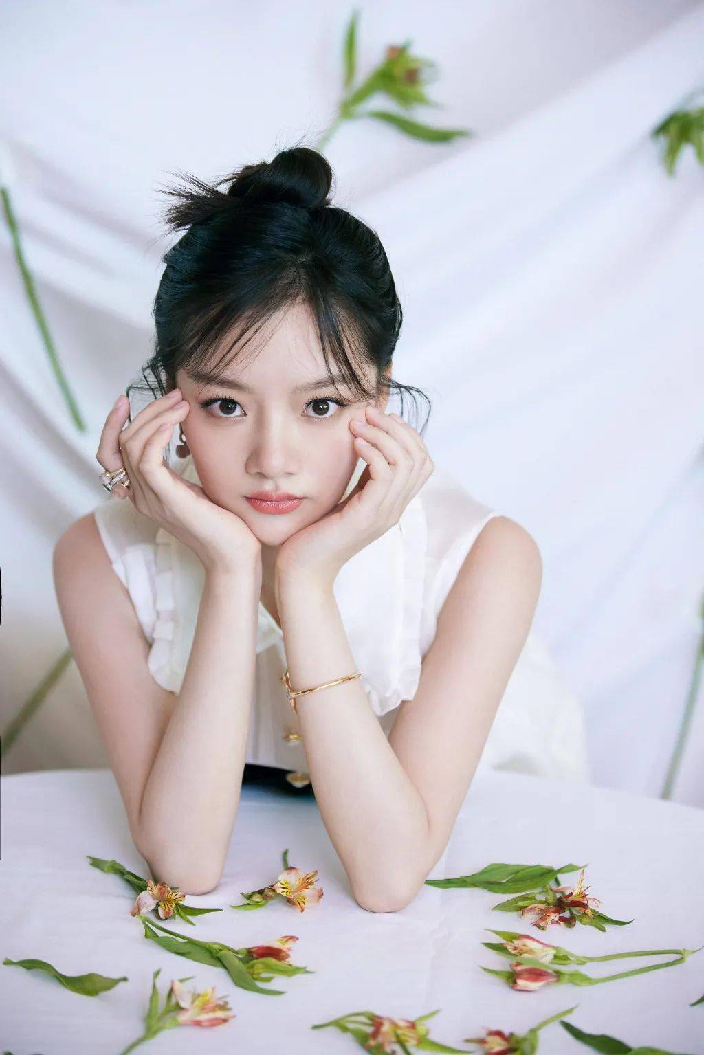 八卦|榜妹热线 | 杨洋《我的人间烟火》、刘昊然周冬雨二搭、郑业成刘诗诗合作、张天爱杀青、任敏进组