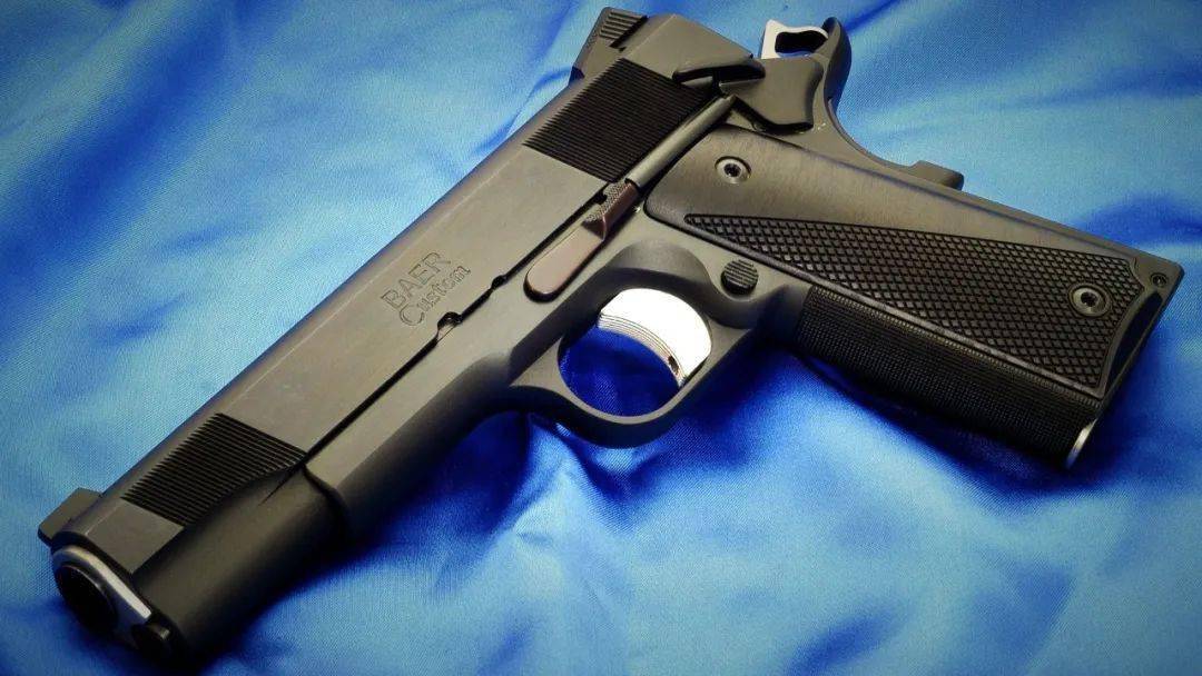 枪在手霸气格派实弹射击邀您体验世界名枪cz512