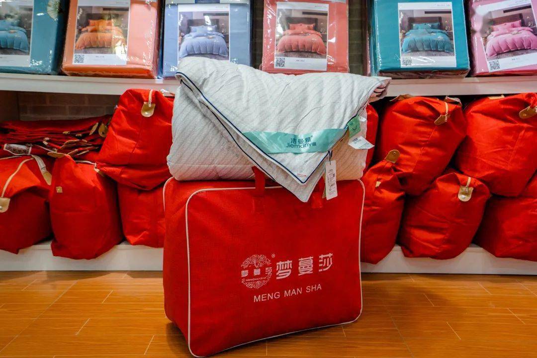 惠阳这家纺店厂家倒闭300万商品1折起疯狂清仓福利不买也送