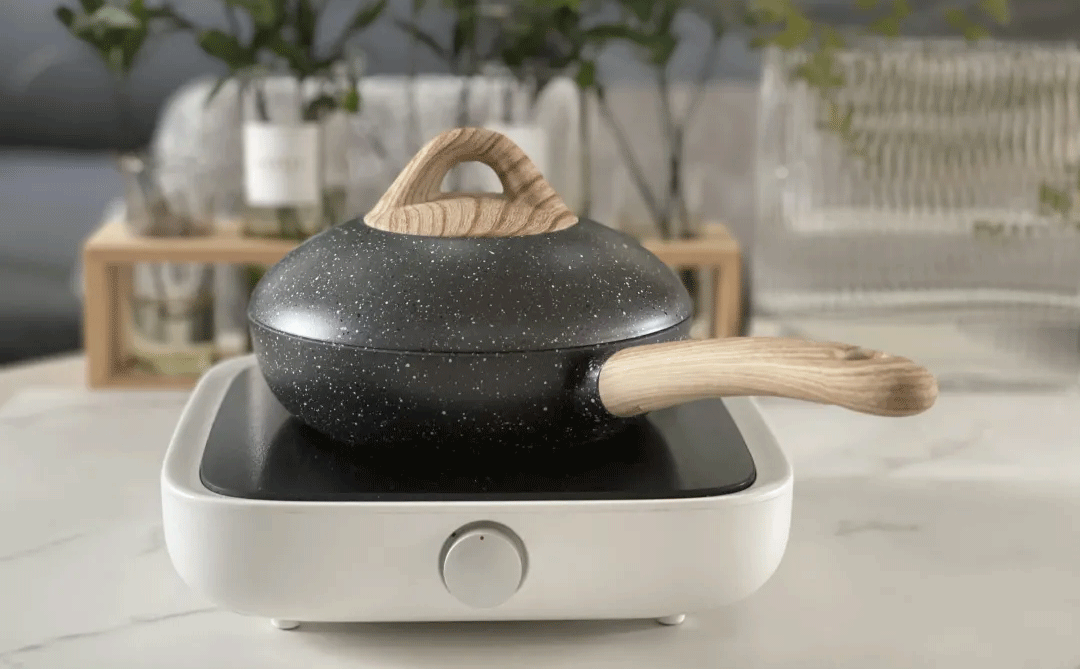 快速加热锅盖 1ceb85165cf7456e9da3c9312519efc8.png