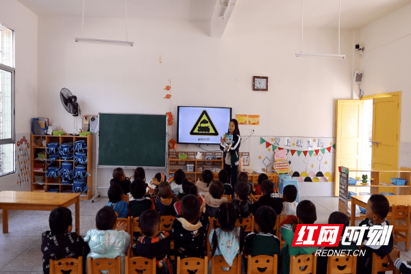 唐爱华|双牌县率先实现乡镇公办中心幼儿园全覆盖