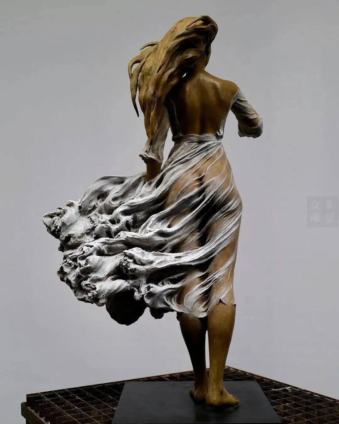 沉默寡言的女雕塑家,用想象和细节打脸西方评论界_作品_女性_才能