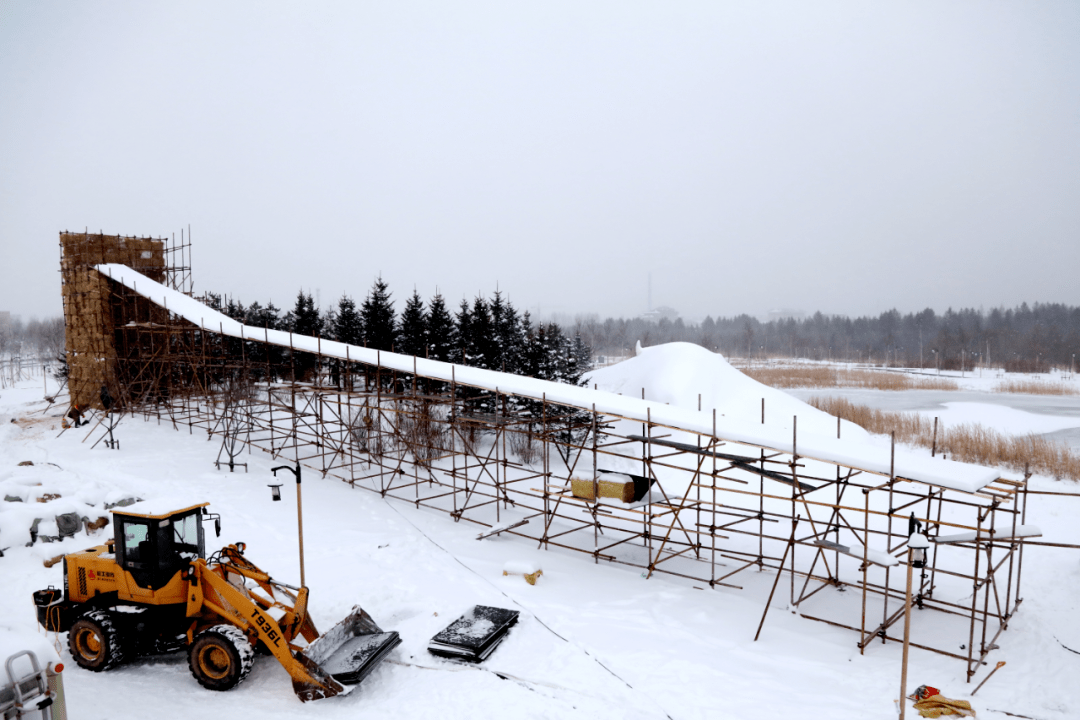 长白山冰雪运动主题公园建设初具规模——助力“冬奥季·粉雪节、迎高铁·滑野雪”活动